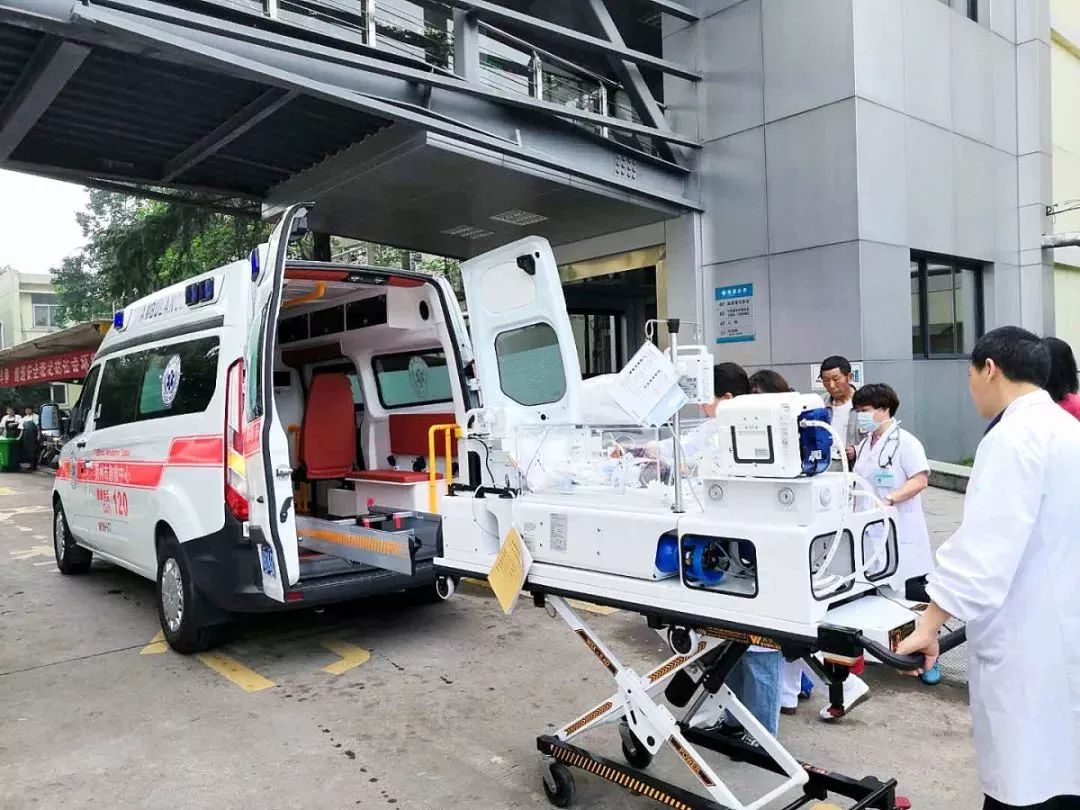 青阳县救护车出租